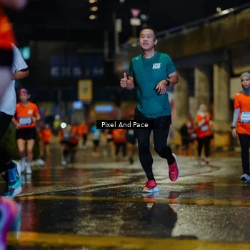 Runner Photo 7784459