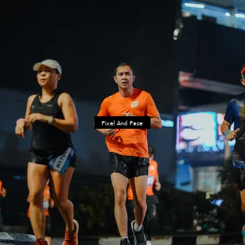 Runner Photo 7784468