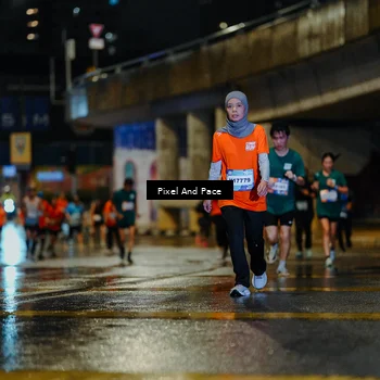 Runner Photo 7784472