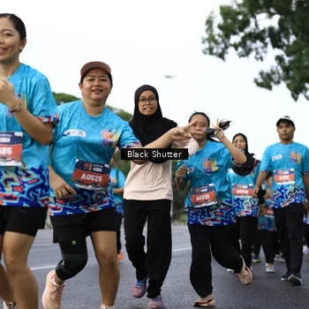 Runner Photo 7784474