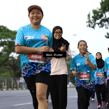 Runner Photo 7784502