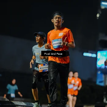 Runner Photo 7784513