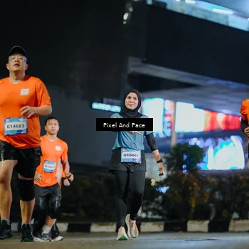Runner Photo 7784534
