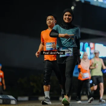 Runner Photo 7784548