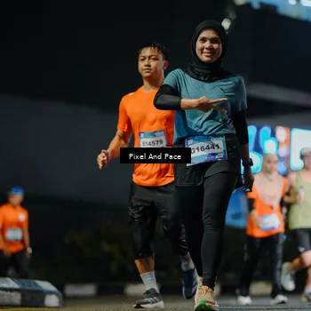 Runner Photo 7784551