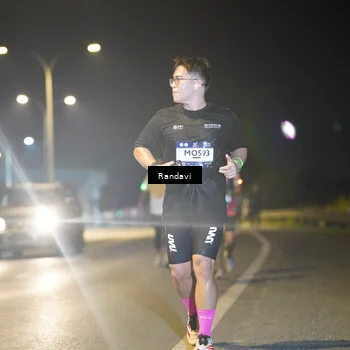Runner Photo 7784563