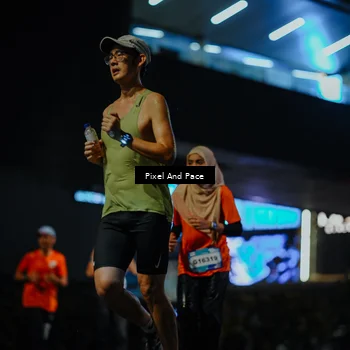 Runner Photo 7784572