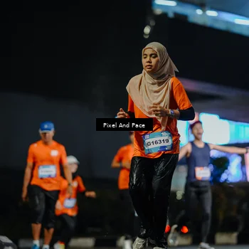 Runner Photo 7784610