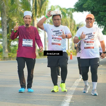 Runner Photo 7784617