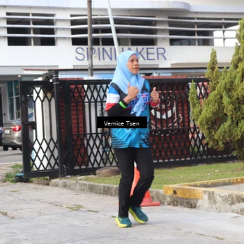 Runner Photo 7784618