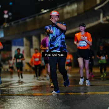Runner Photo 7784633