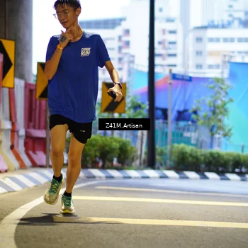 Runner Photo 7784644