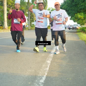 Runner Photo 7784655
