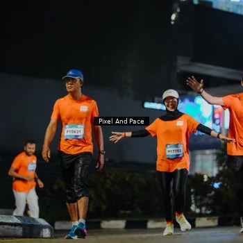 Runner Photo 7784657