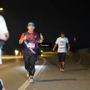 Runner Photo 7784695