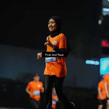 Runner Photo 7784705