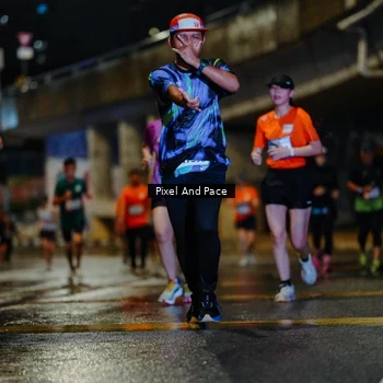 Runner Photo 7784709