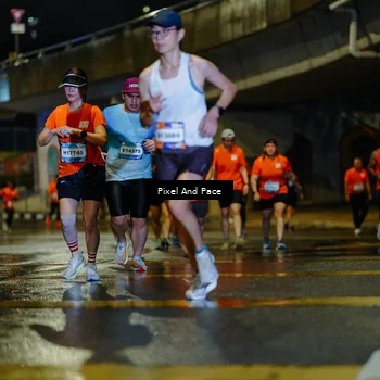 Runner Photo 7784765