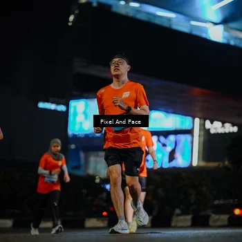 Runner Photo 7784772