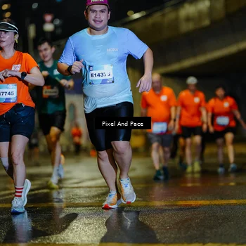 Runner Photo 7784787