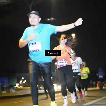 Runner Photo 7784792