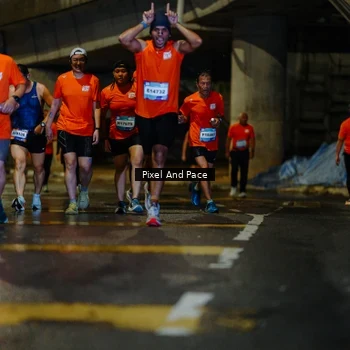 Runner Photo 7784814