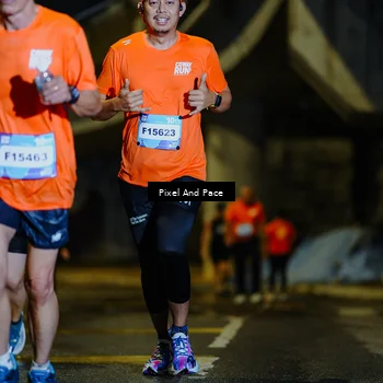 Runner Photo 7784840