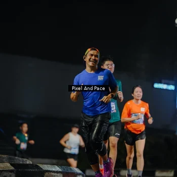 Runner Photo 7784841