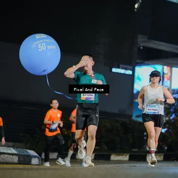 Runner Photo 7784873