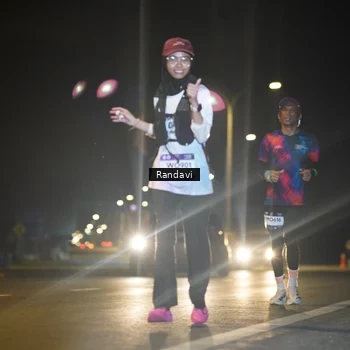 Runner Photo 7784880