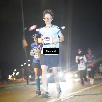 Runner Photo 7784890