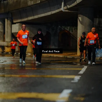 Runner Photo 7784892