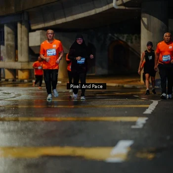 Runner Photo 7784900
