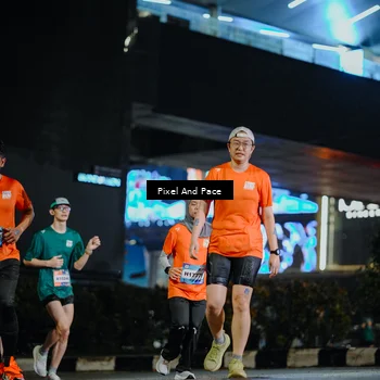 Runner Photo 7784904