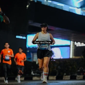 Runner Photo 7784918