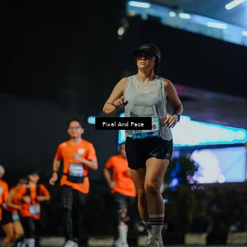 Runner Photo 7784919
