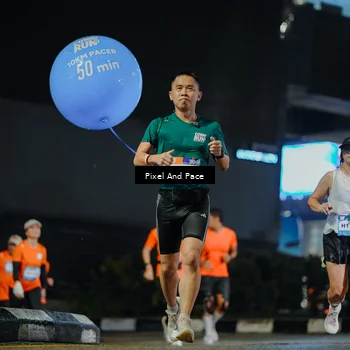 Runner Photo 7784935