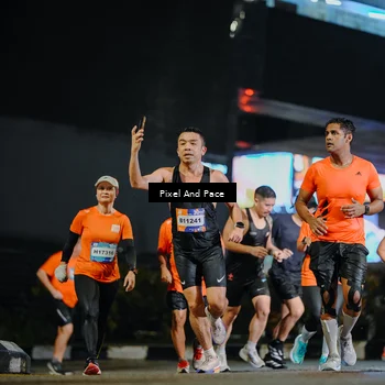 Runner Photo 7784949