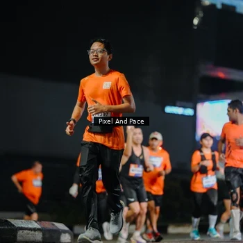Runner Photo 7784950