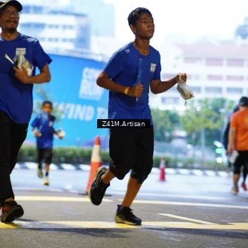 Runner Photo 7784963