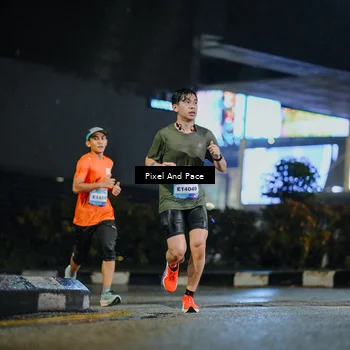 Runner Photo 7784972