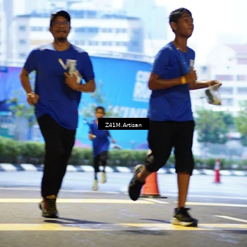 Runner Photo 7784974
