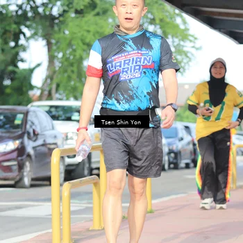 Runner Photo 7784983