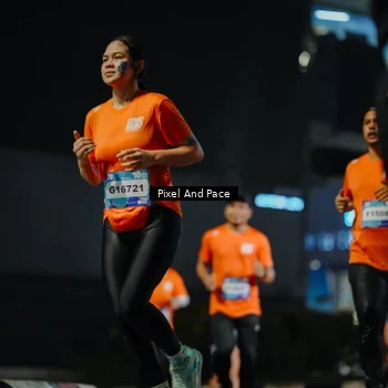 Runner Photo 7785050