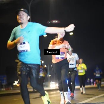 Runner Photo 7785051
