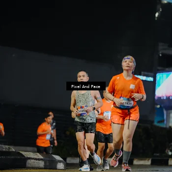 Runner Photo 7785054