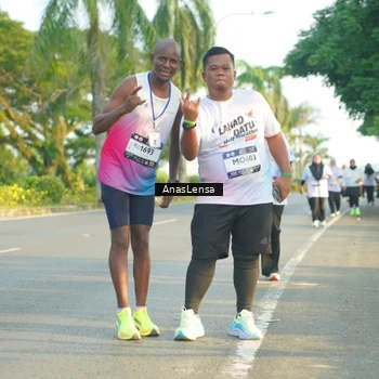 Runner Photo 7785056