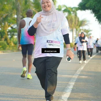 Runner Photo 7785107