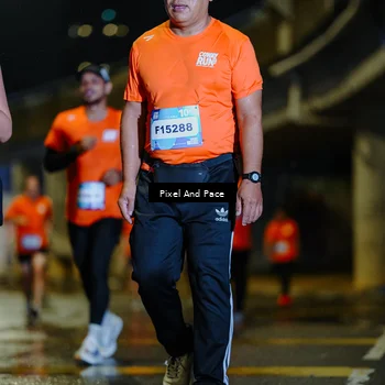 Runner Photo 7785115