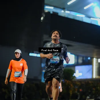 Runner Photo 7785117